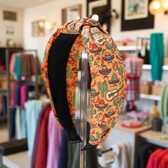 💖 3/$30 💖 Orange Hispanic Cultural Print Headband - Picture 1 of 5